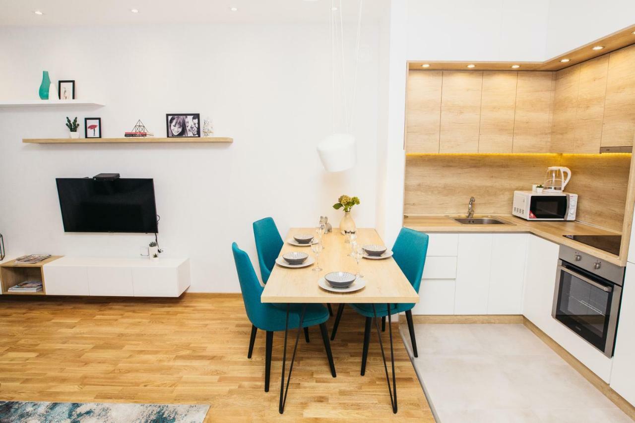 נובי סאד Arena Big Luxury Apartments מראה חיצוני תמונה