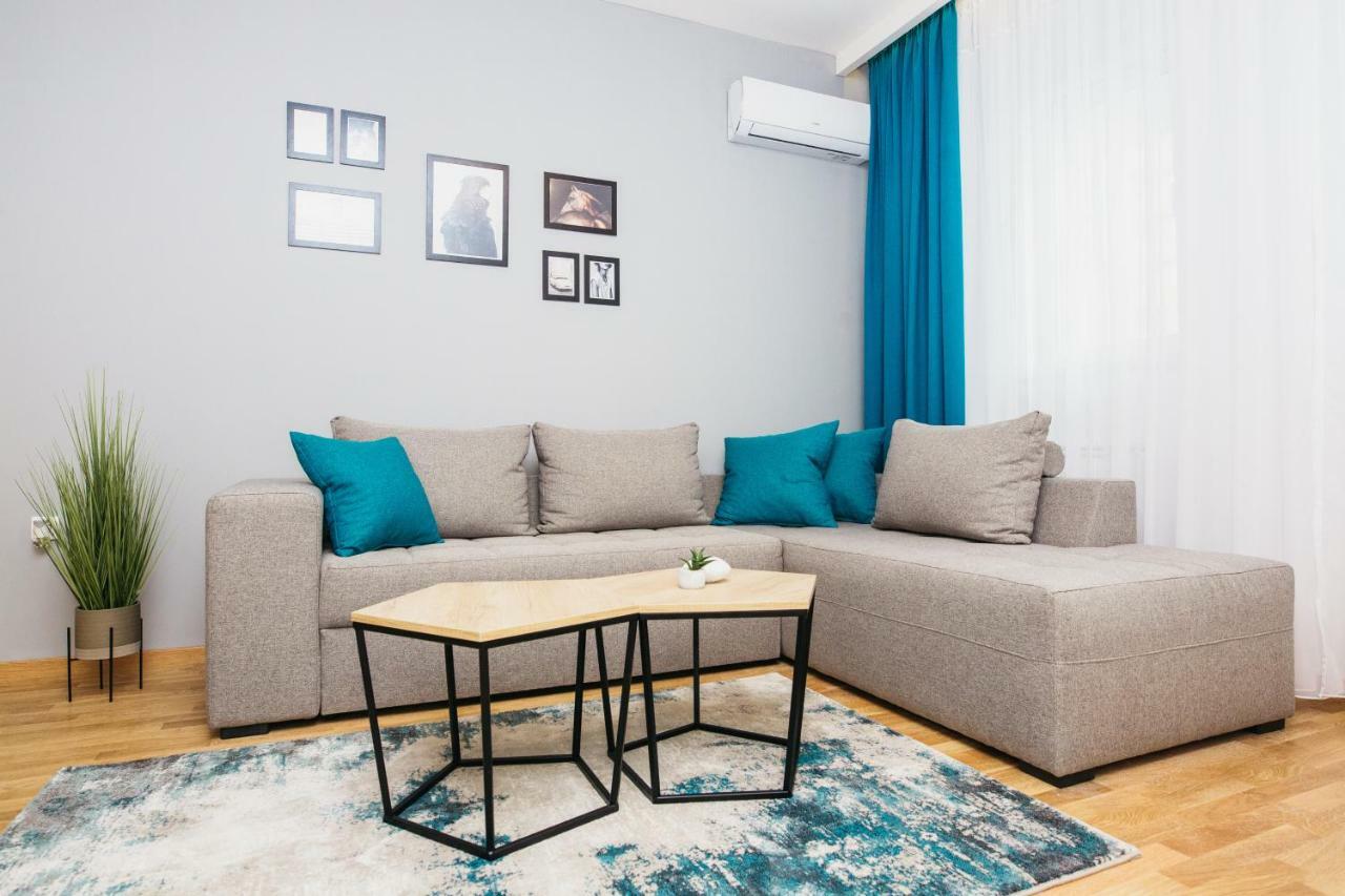 נובי סאד Arena Big Luxury Apartments מראה חיצוני תמונה