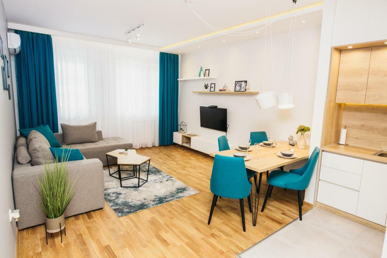 נובי סאד Arena Big Luxury Apartments מראה חיצוני תמונה