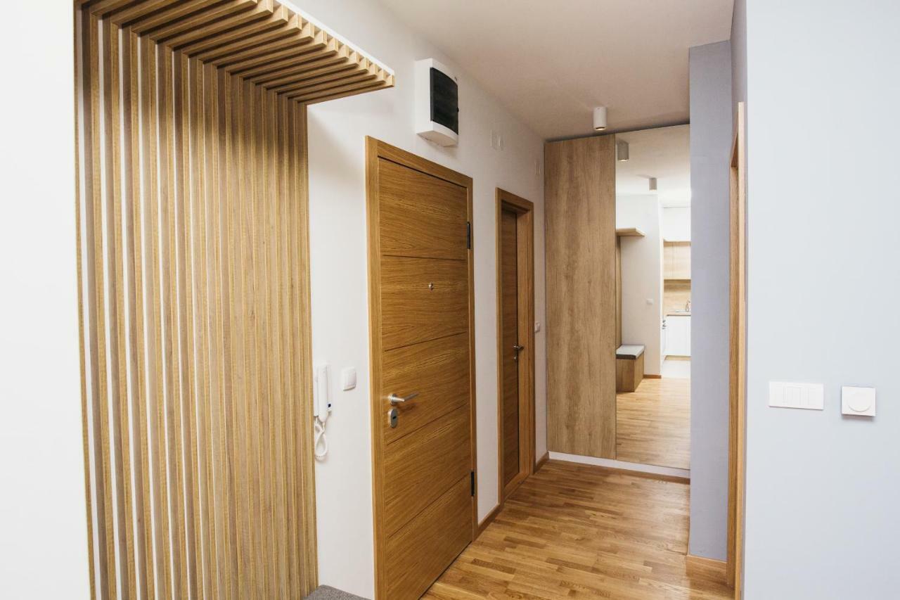 נובי סאד Arena Big Luxury Apartments מראה חיצוני תמונה