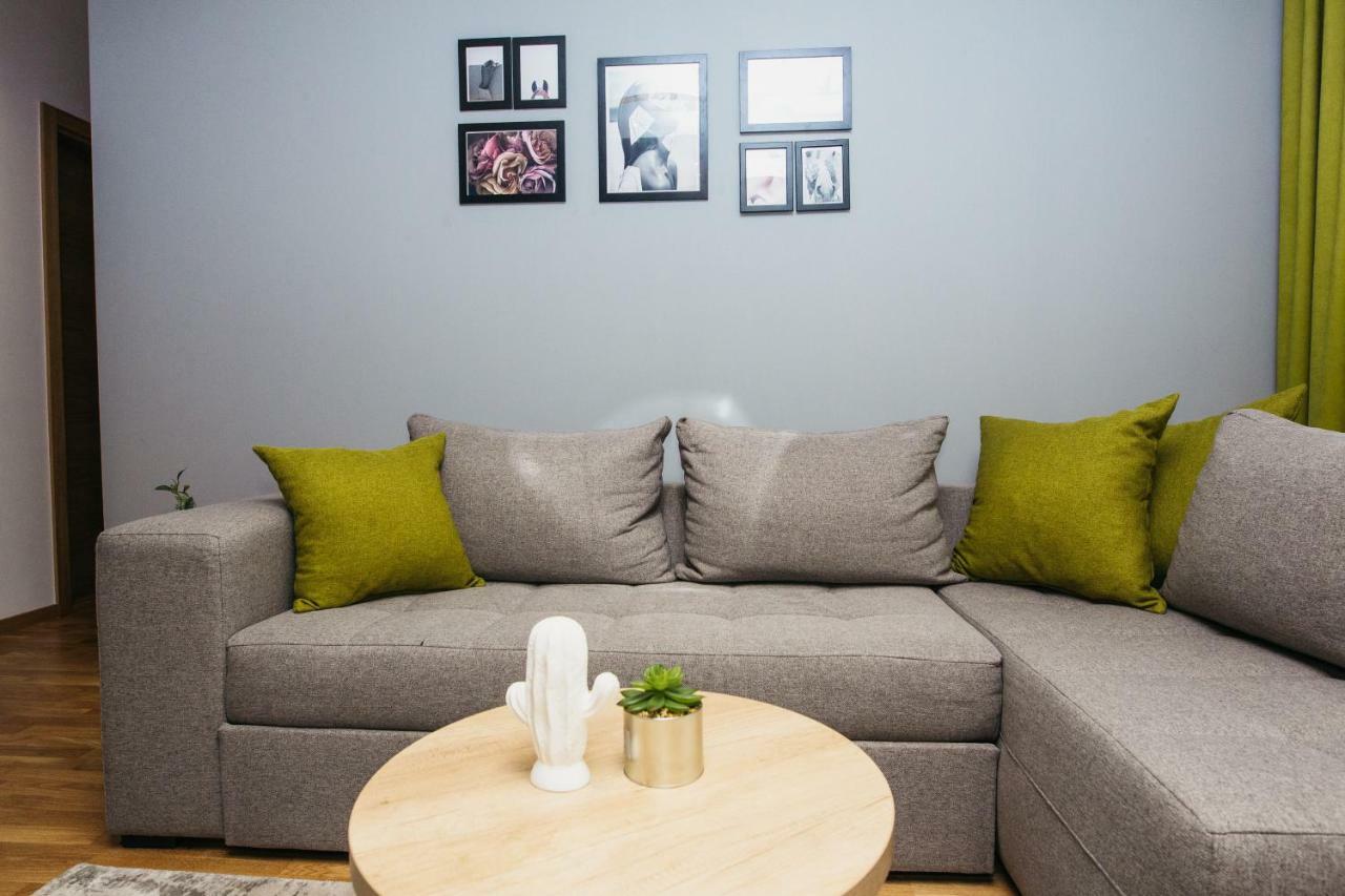 נובי סאד Arena Big Luxury Apartments מראה חיצוני תמונה