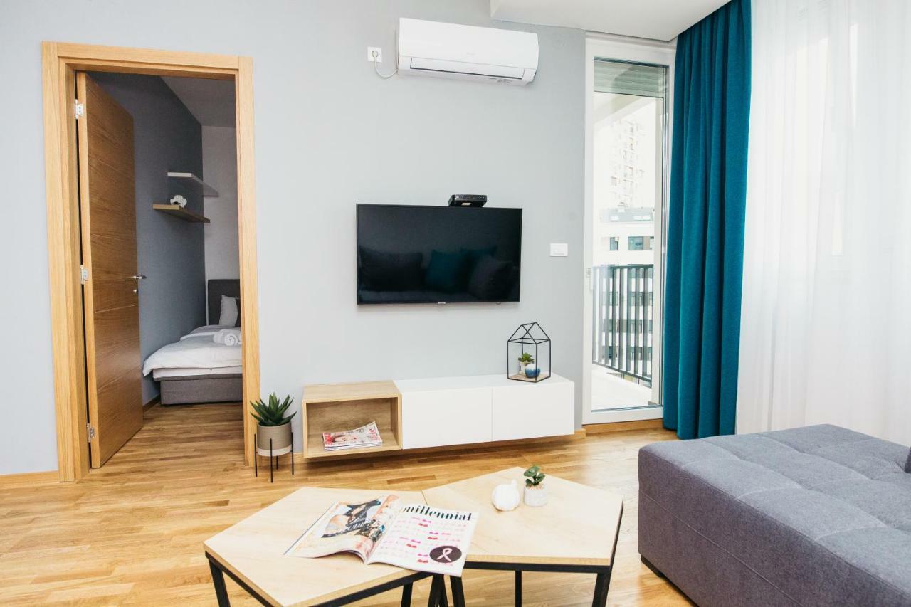 נובי סאד Arena Big Luxury Apartments מראה חיצוני תמונה
