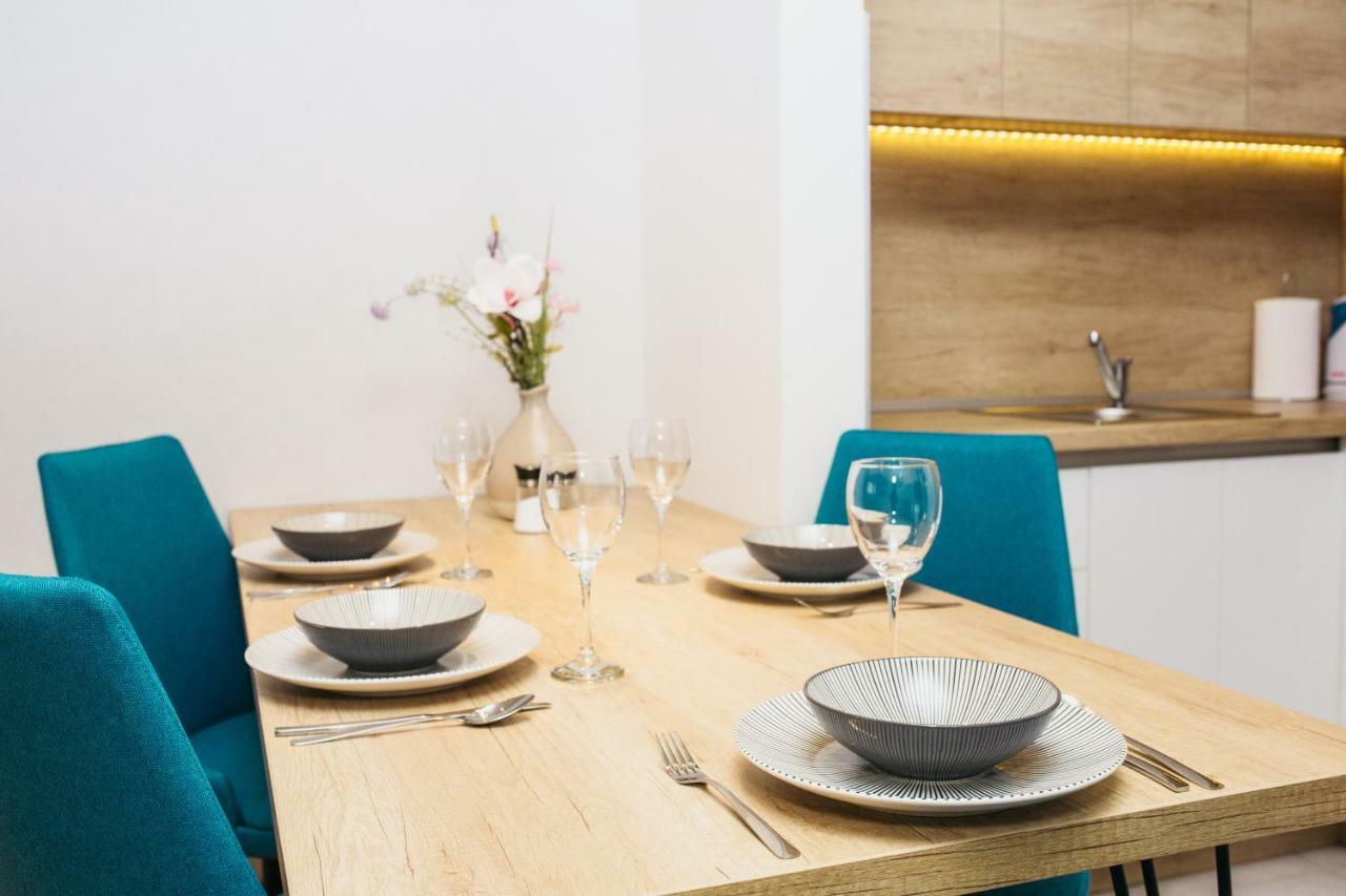 נובי סאד Arena Big Luxury Apartments מראה חיצוני תמונה