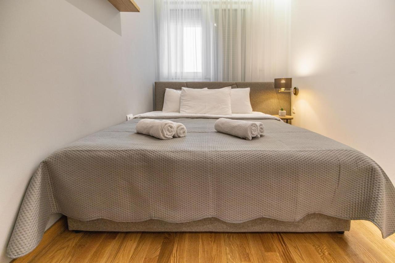 נובי סאד Arena Big Luxury Apartments מראה חיצוני תמונה